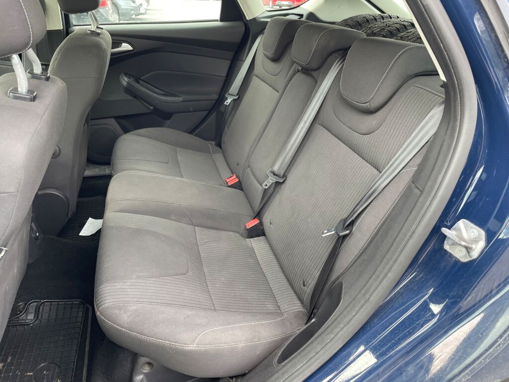 Ford Focus 2013 Sininen
