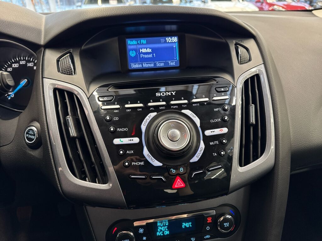 Ford Focus 2013 Sininen