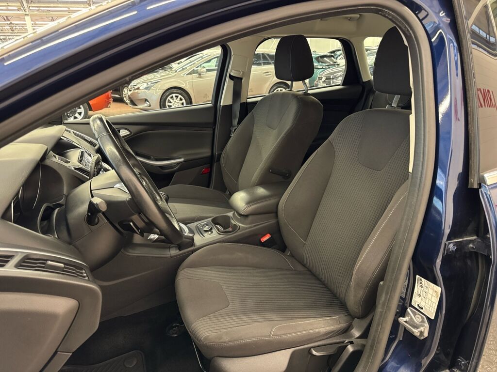 Ford Focus 2013 Sininen