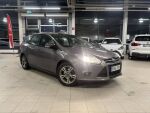 Ford Focus 2013 Ruskea (beige)