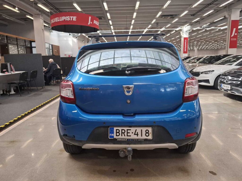 Dacia Sandero 2013 Sininen