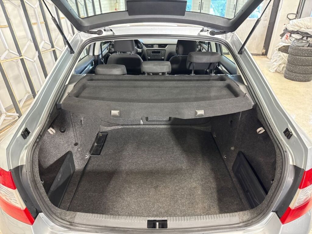 Skoda Octavia 2013 Hopea