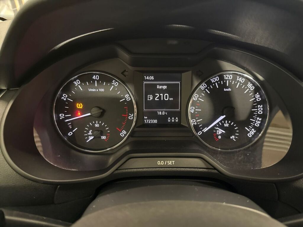 Skoda Octavia 2013 Hopea
