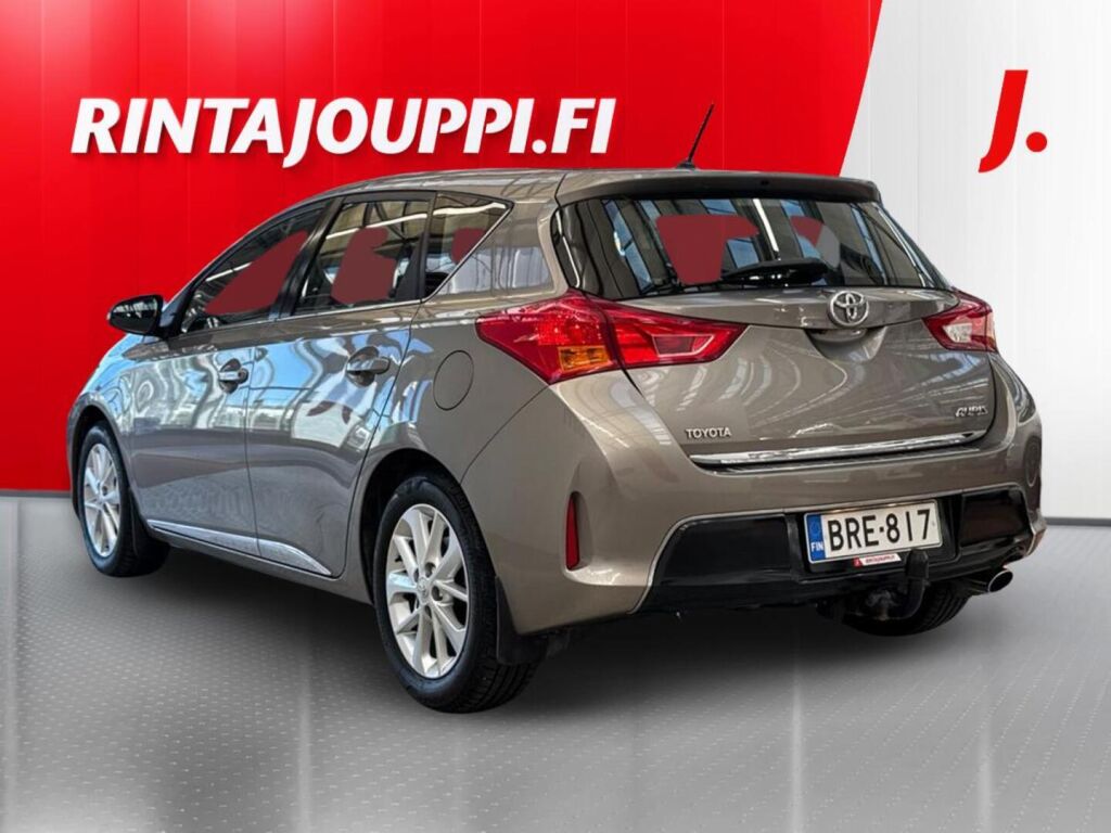 Toyota Auris 2013 Ruskea (beige)
