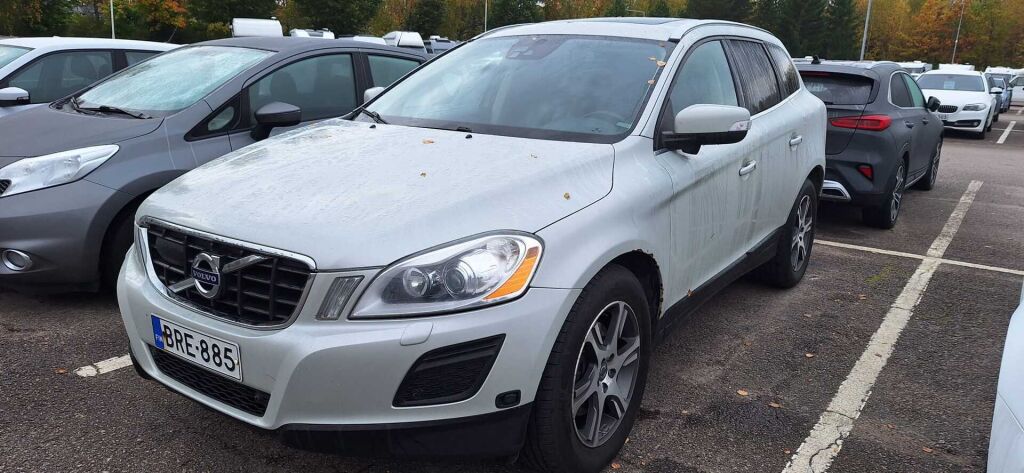 Volvo XC60 2013 Valkoinen