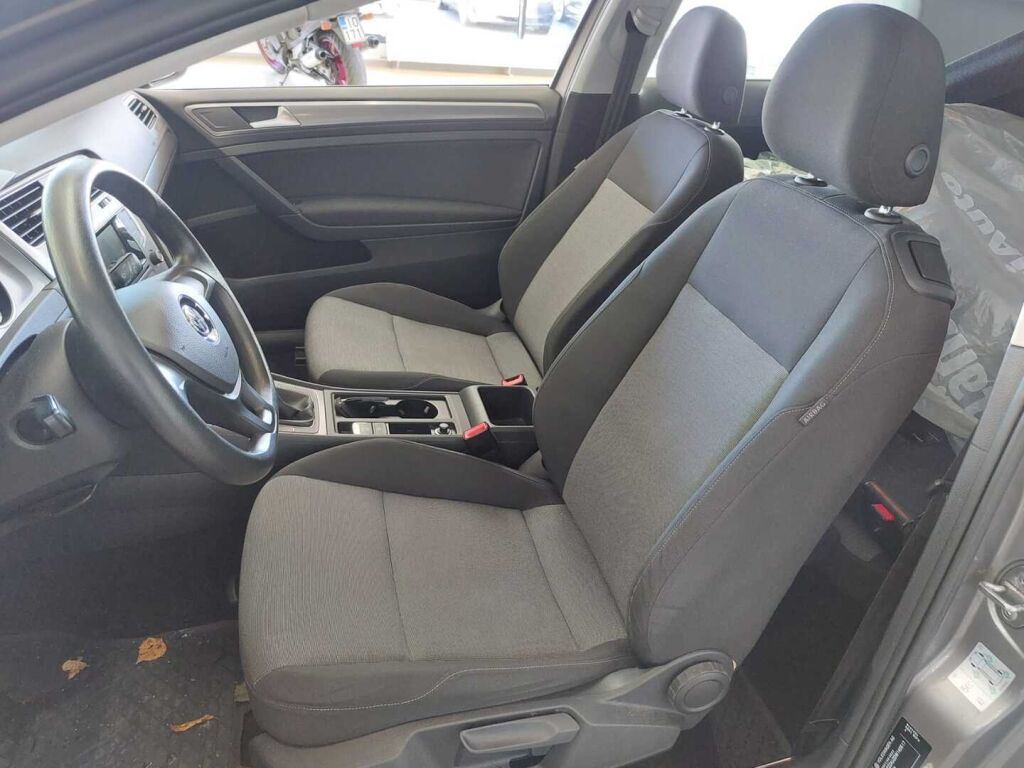 Volkswagen Golf 2013 Harmaa
