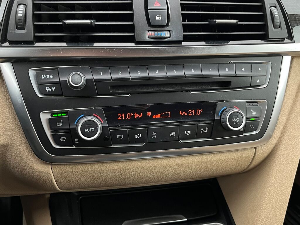 BMW 320 Gran Turismo 2013 Sininen