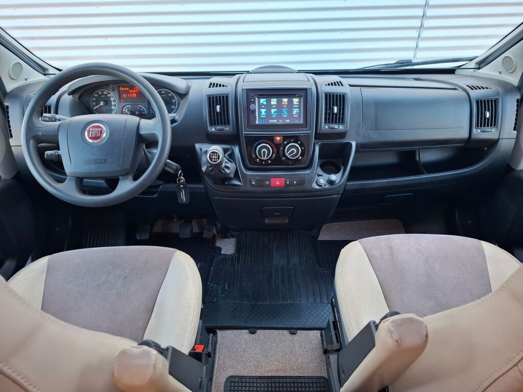 Adria Matrix 650 SF RJ 60 Years Edition 2013 Harmaa