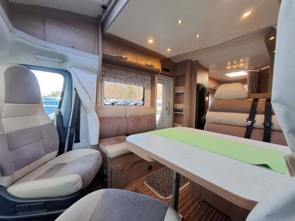 Adria Matrix 650 SF RJ 60 Years Edition 2013 Harmaa