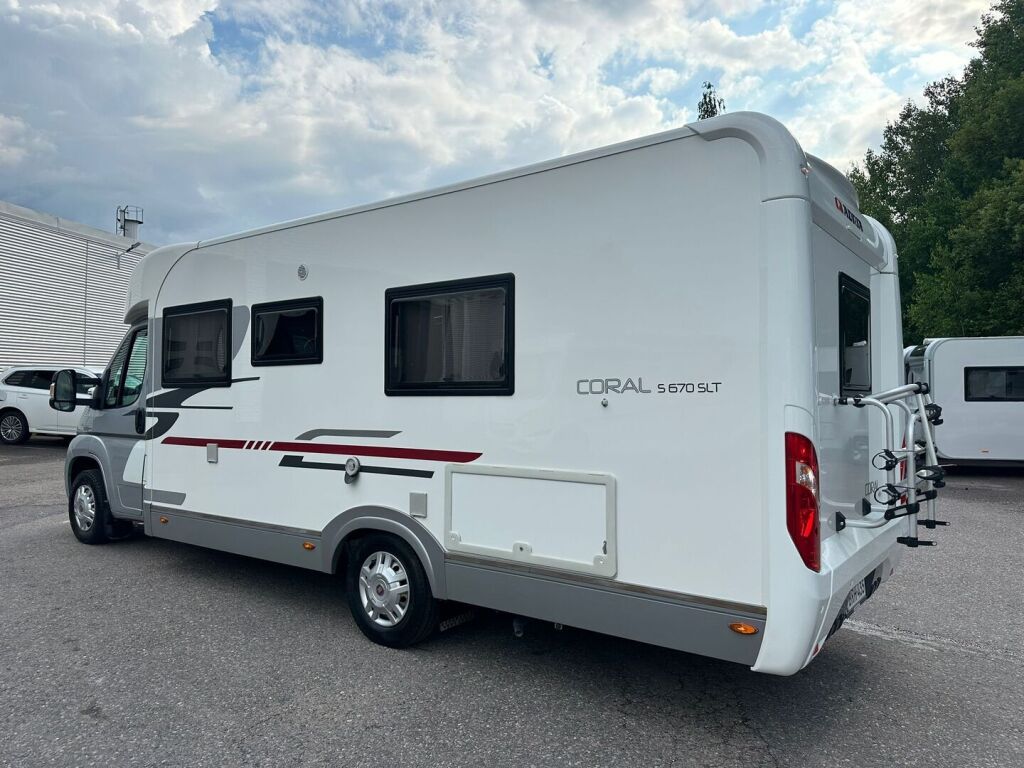 Adria Coral Plus 670 SLT 2013 Valkoinen