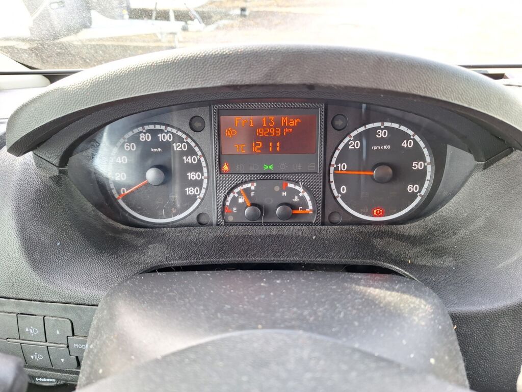 Adria Matrix Axess 650 SF 2013 Harmaa