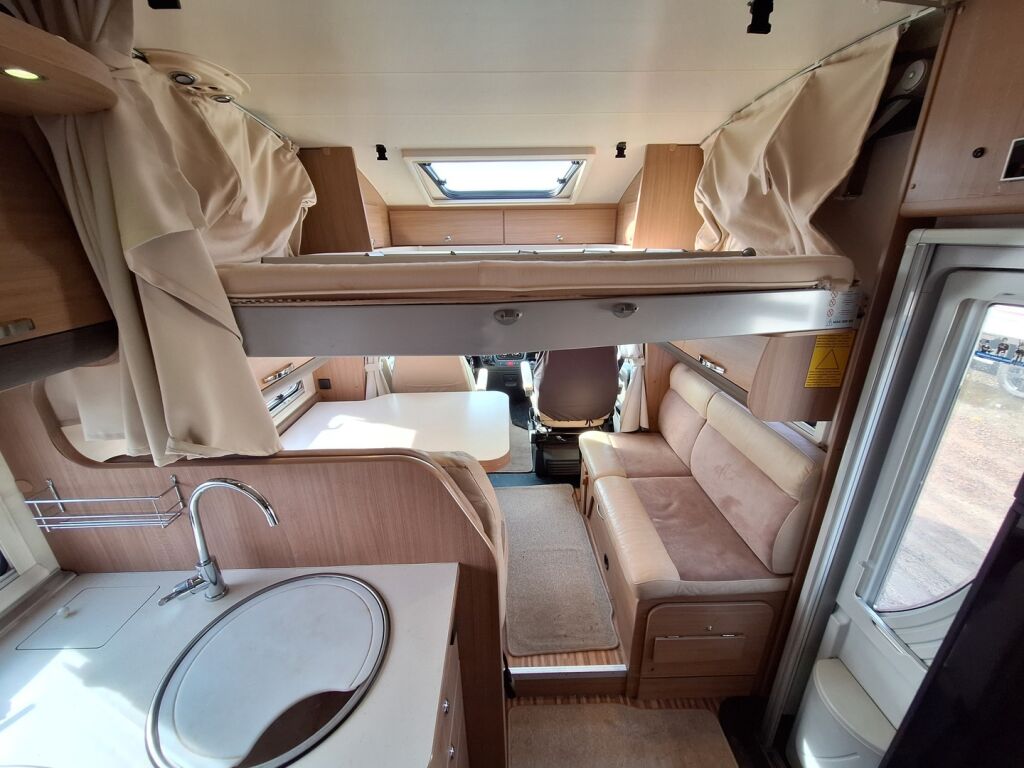 Adria Matrix Axess 650 SF 2013 Harmaa