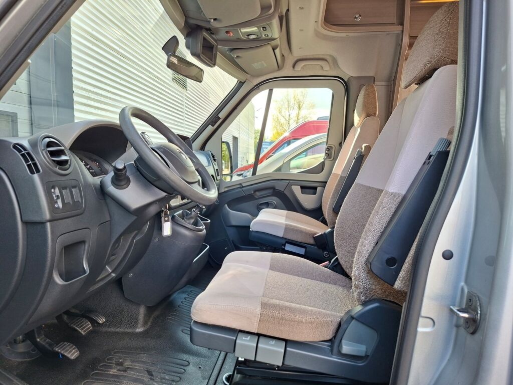 Adria Matrix Supreme 687 SL 2013 Harmaa