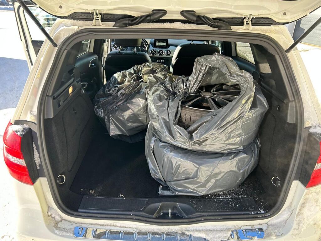 Mercedes-Benz B 2014 Valkoinen