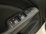 Mercedes-Benz B 2014 Valkoinen