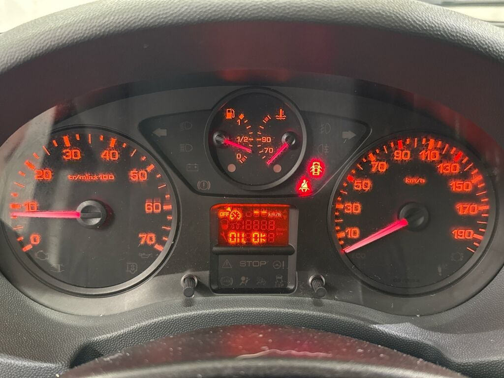 Toyota Proace 2013 Valkoinen