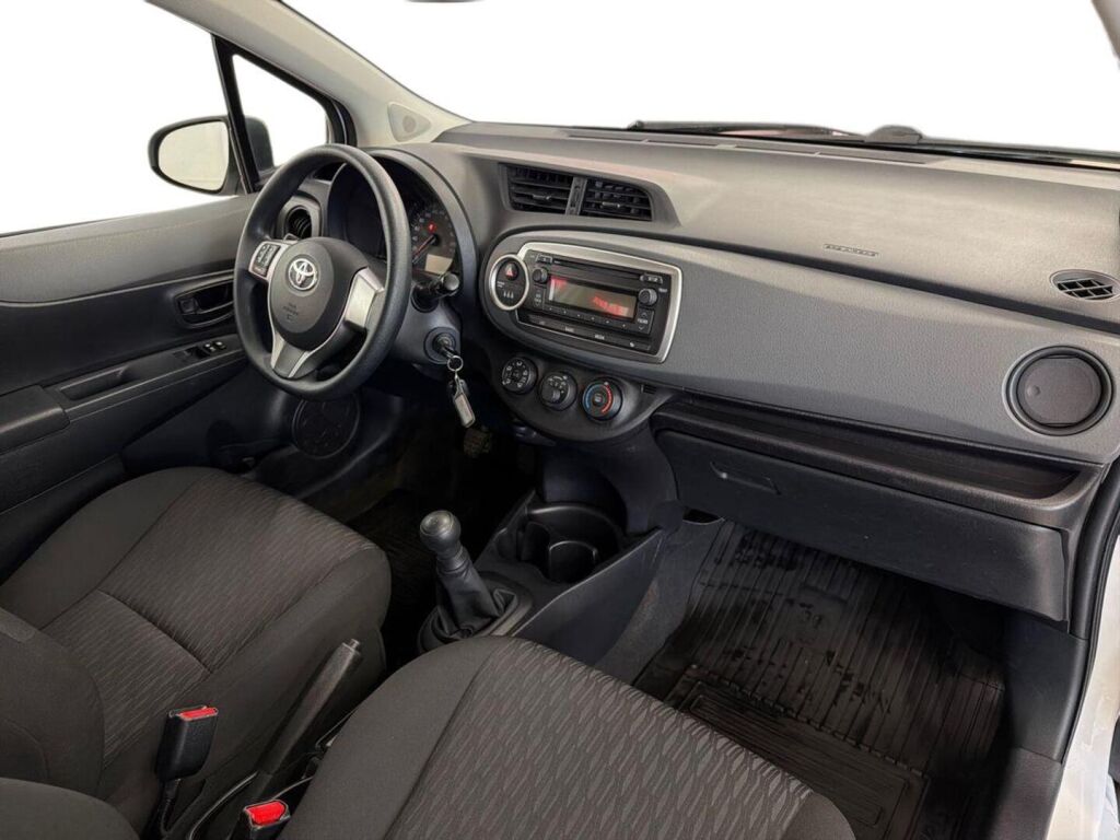 Toyota Yaris 2014 Valkoinen