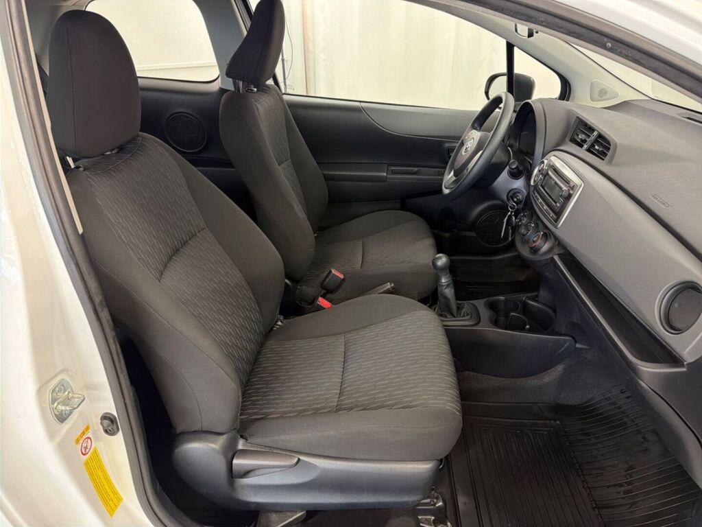 Toyota Yaris 2014 Valkoinen