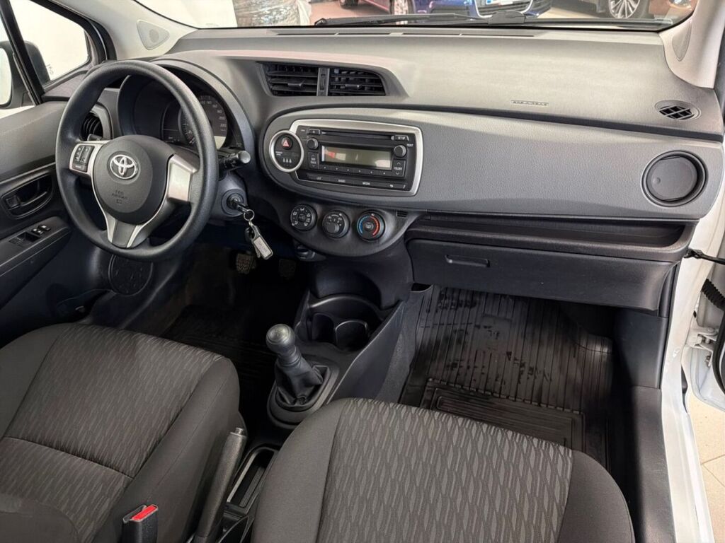 Toyota Yaris 2014 Valkoinen