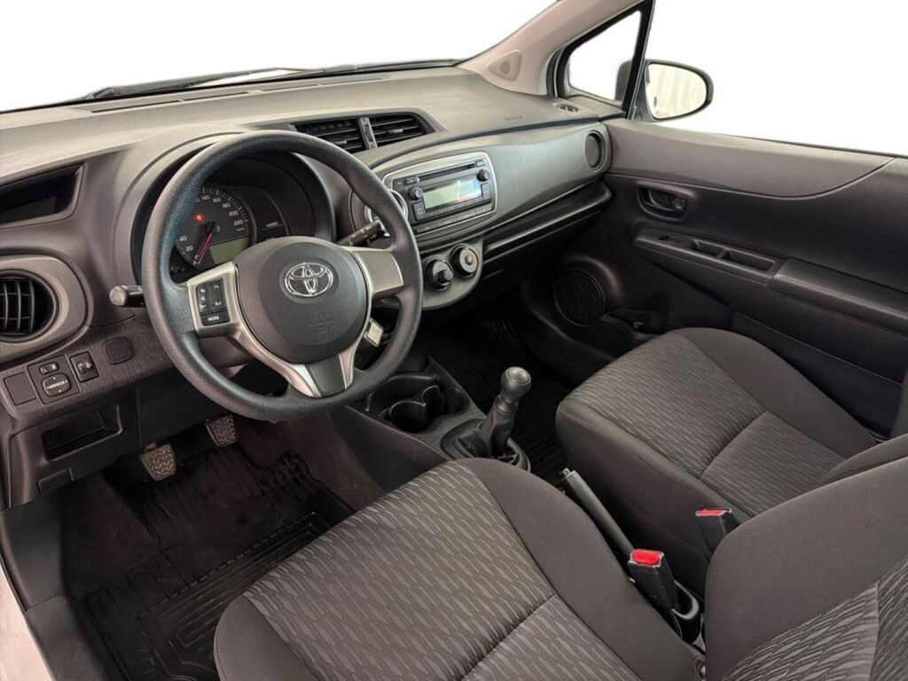 Toyota Yaris 2014 Valkoinen