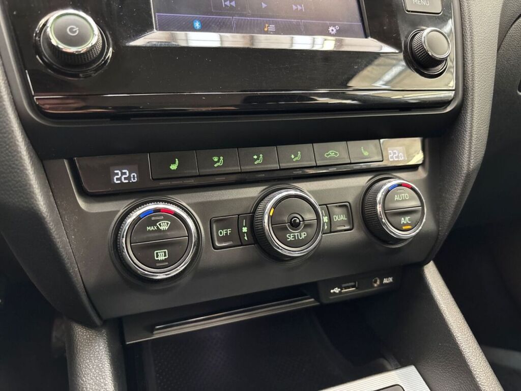 Skoda Octavia 2013 Hopea