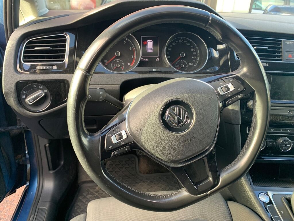 Volkswagen Golf 2014 Sininen