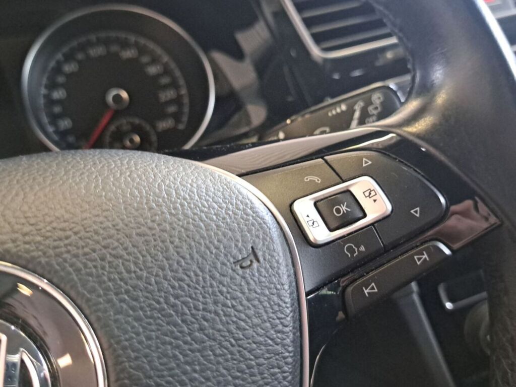 Volkswagen Golf 2014 Sininen