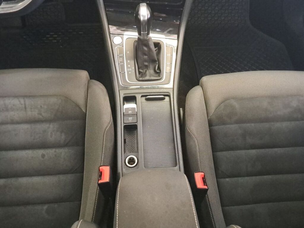 Volkswagen Golf 2014 Sininen