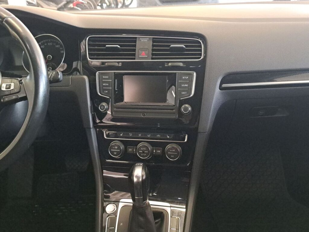 Volkswagen Golf 2014 Sininen