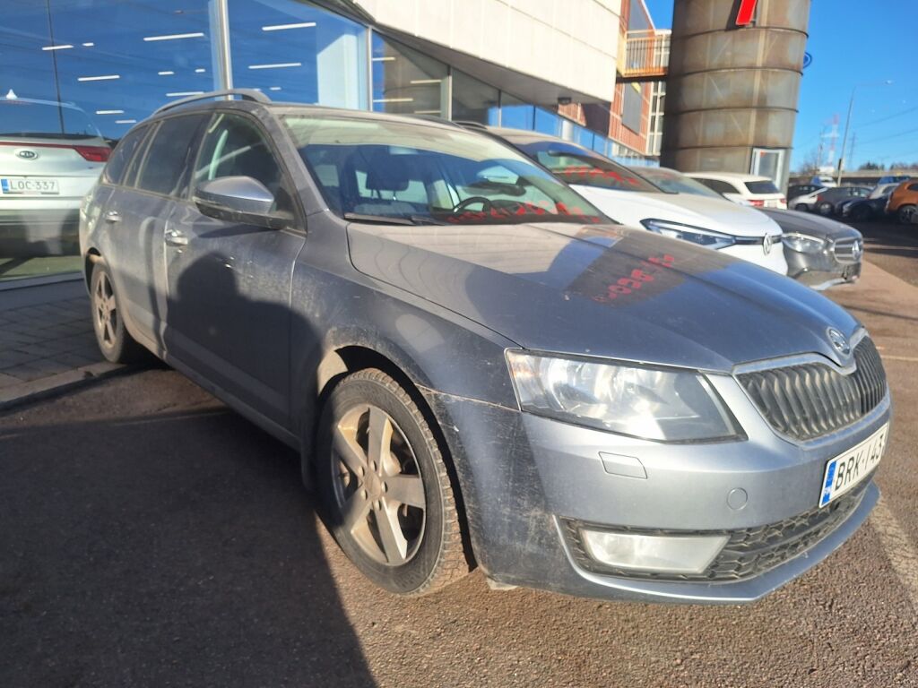 Skoda Octavia 2013 Hopea