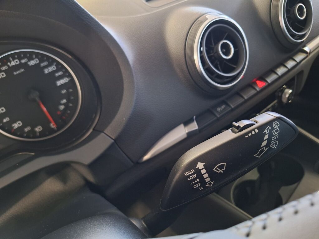 Audi A3 2013 Musta