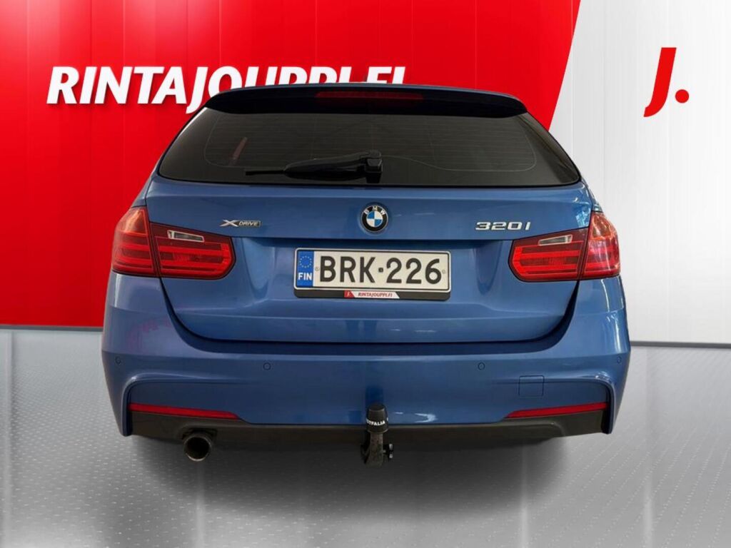 BMW 320 2014 Sininen