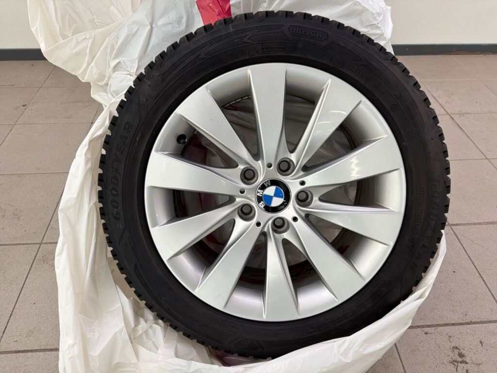 BMW 320 2014 Sininen