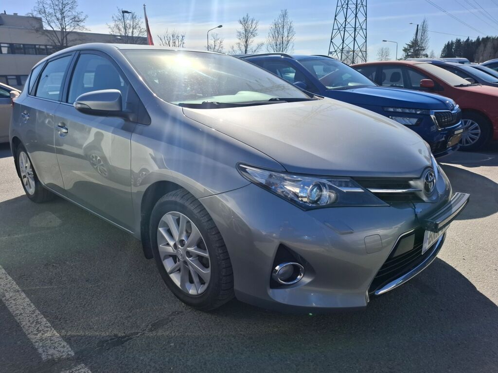 Toyota Auris 2013 Harmaa
