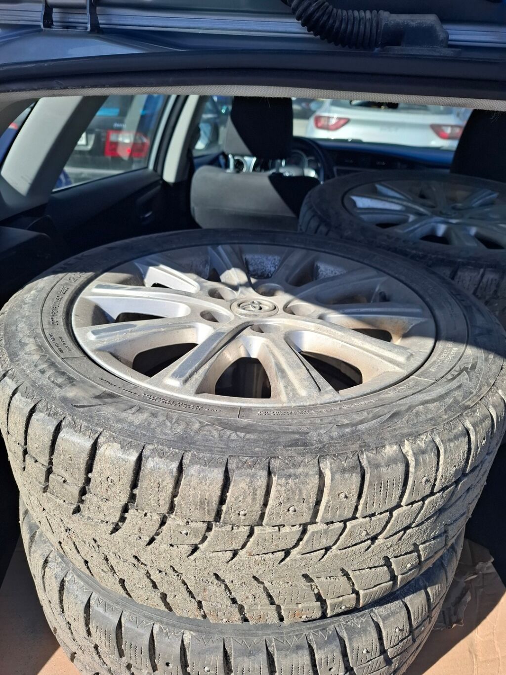 Toyota Auris 2013 Harmaa