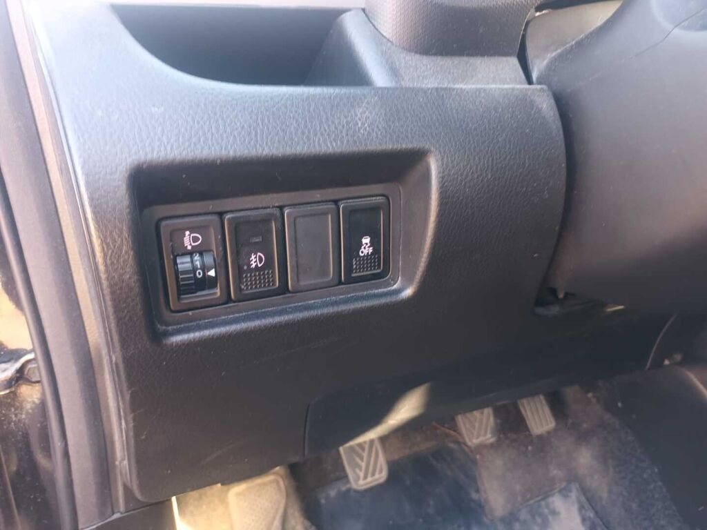 Suzuki Swift 2013 Musta