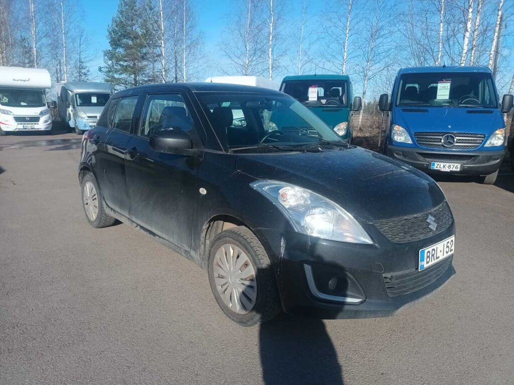 Suzuki Swift 2013 Musta