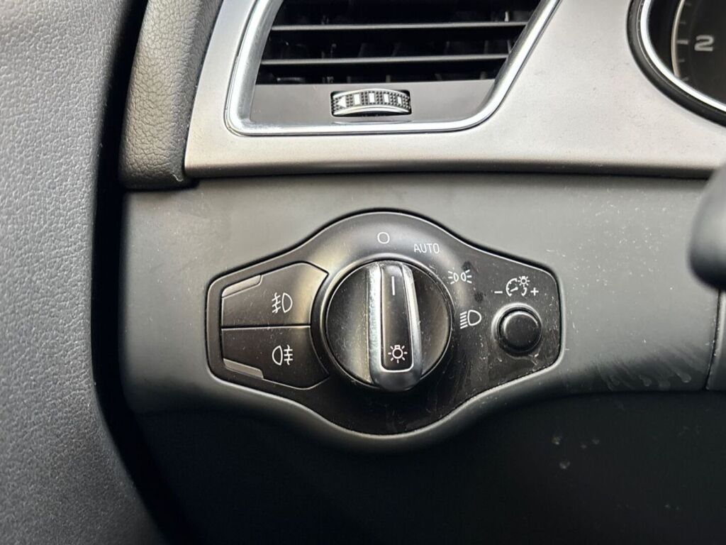 Audi A4 2014 Valkoinen
