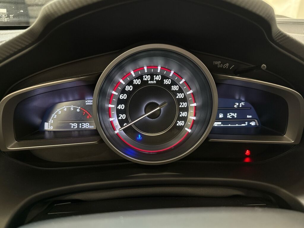 Mazda Mazda3 2014 Punainen