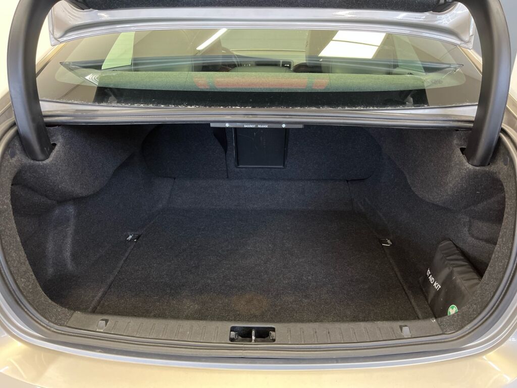 Volvo S60 2013 Ruskea (beige)