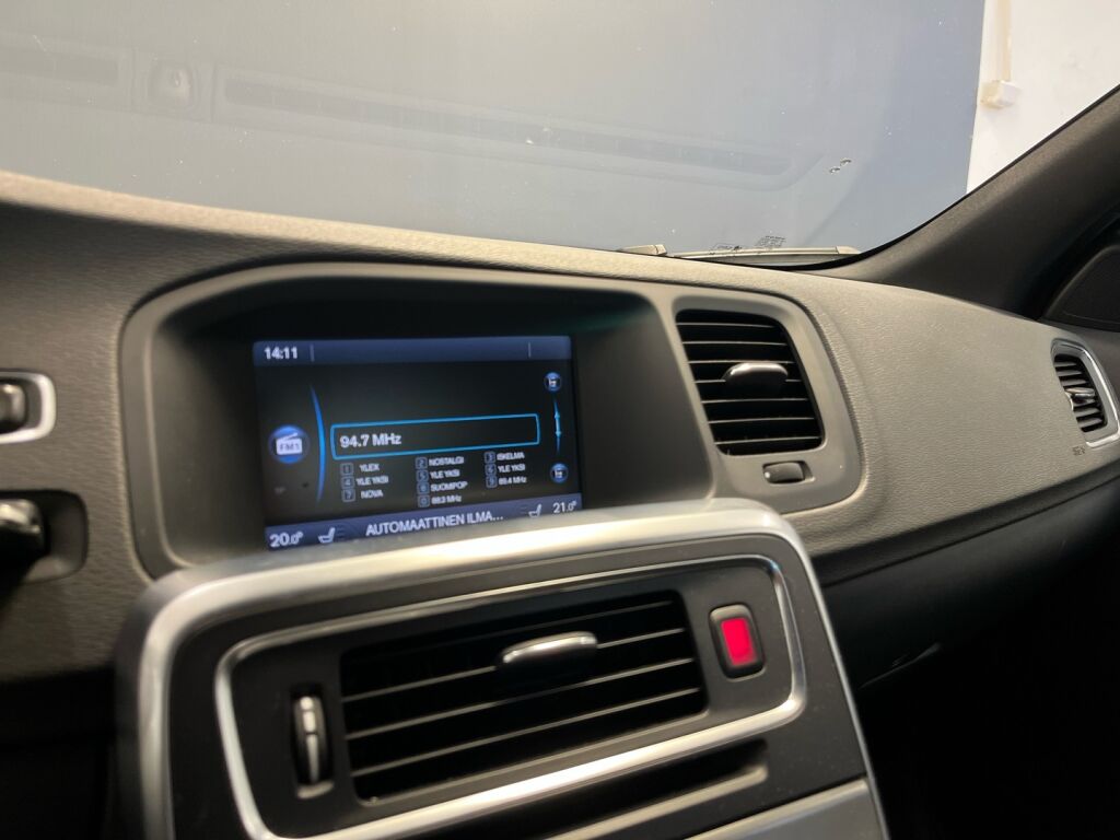 Volvo S60 2013 Ruskea (beige)