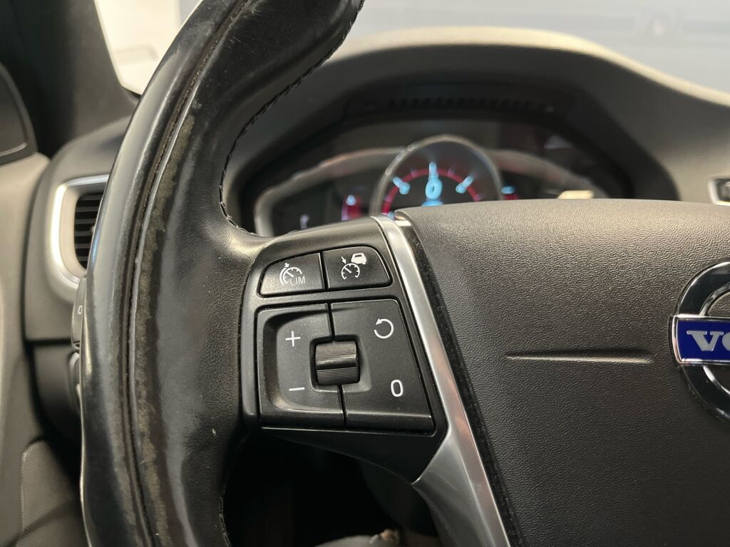 Volvo S60 2013 Ruskea (beige)