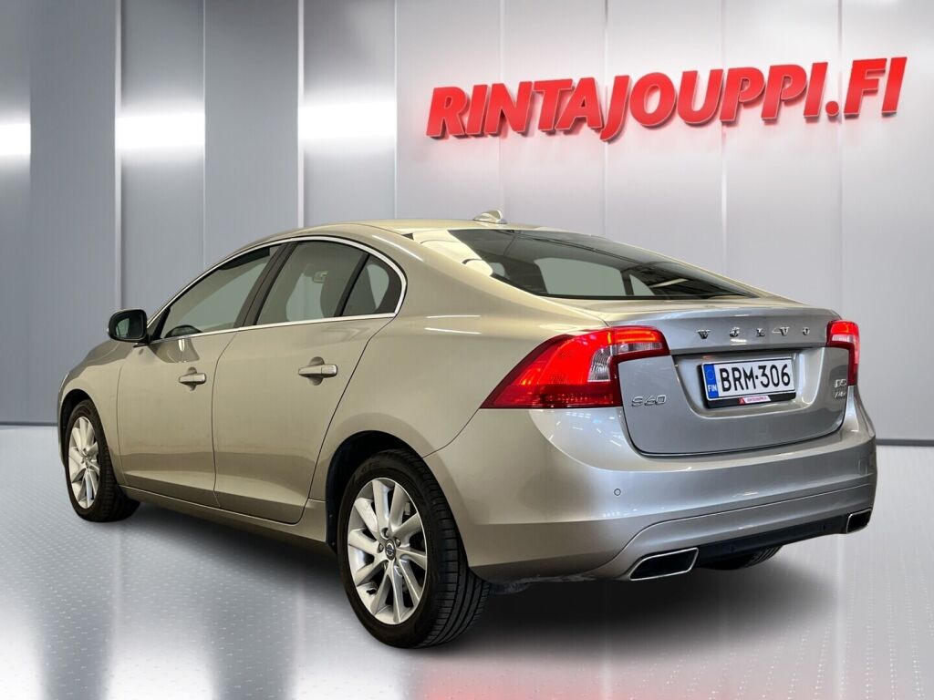 Volvo S60 2013 Ruskea (beige)
