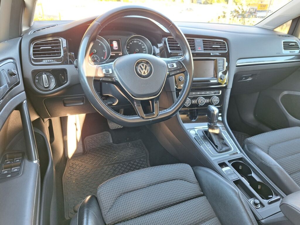 Volkswagen Golf 2014, photo 4/5