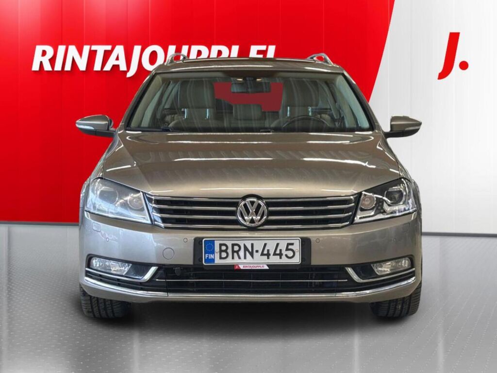 Volkswagen Passat 2014 Ruskea (beige)