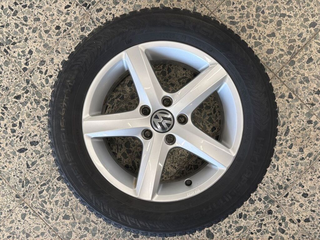 Volkswagen Passat 2014 Ruskea (beige)