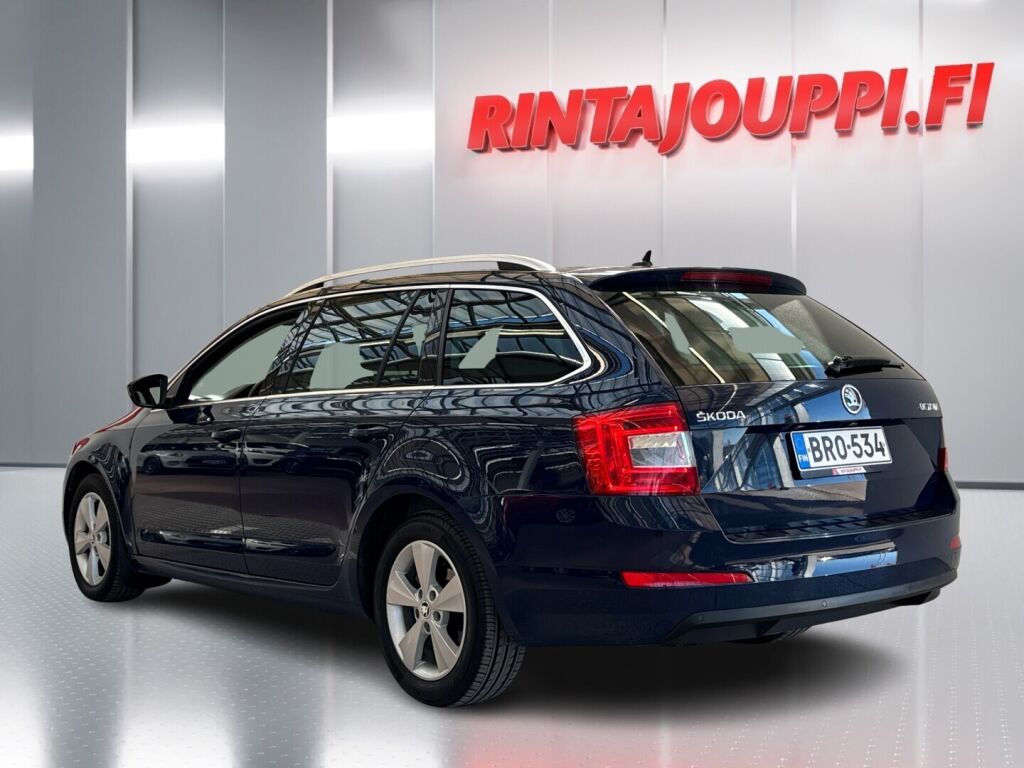 Skoda Octavia 2014 Sininen