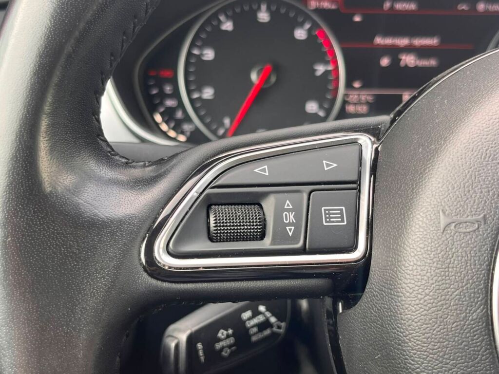 Audi A6 2014 Punainen