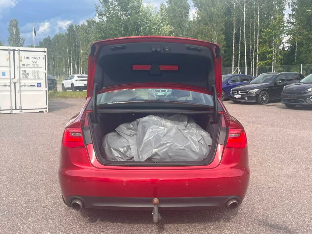 Audi A6 2014 Punainen