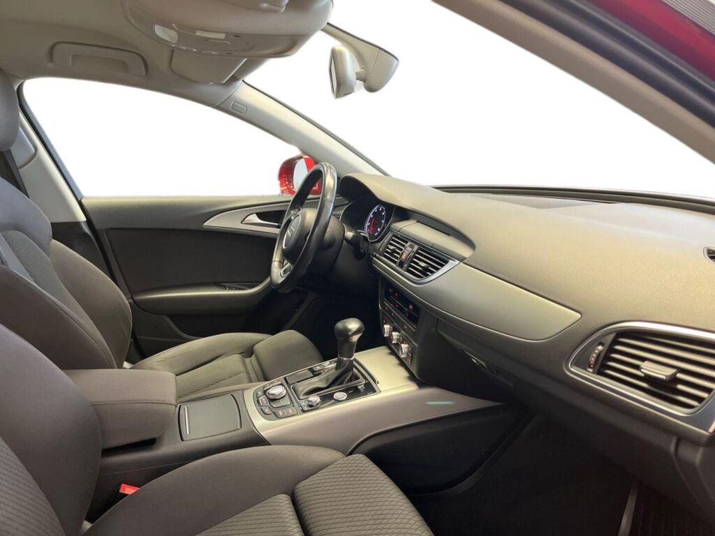Audi A6 2014 Punainen